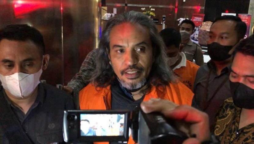 pengacara-bernama-yosep-parera-yp-yang-ditetapkan-sebagai-tersangka_220923073211-887