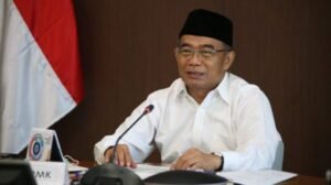 89025-menteri-koordinator-bidang-pembangunan-manusia-dan-kebudayaan-muhadjir-effendy