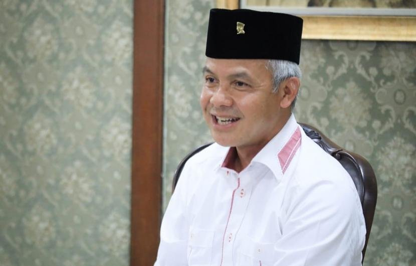 gubernur-jawa-tengah-ganjar-pranowo-usai-mengikuti-upacara-peringatan_220601151850-613