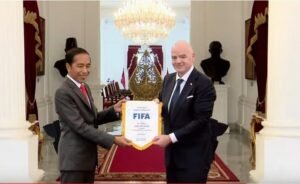 jokowi-infantino