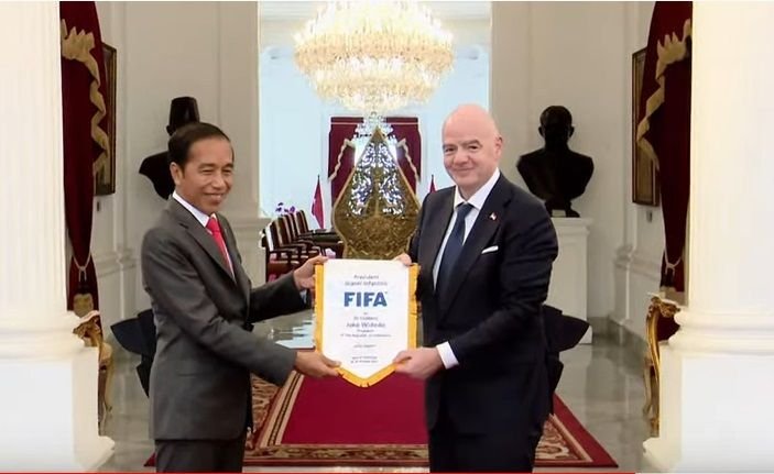 jokowi-infantino