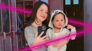 asya-kamila-dan-sang-anak-arrasya-instagramattasyakamila