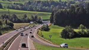 highway-3668389__340
