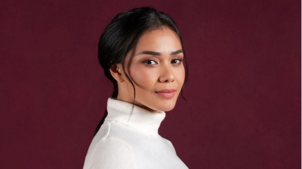 adinia-wirasti-instagram