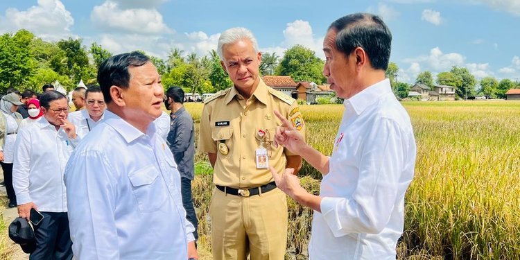 jokowi-akrab-bareng-prabowo-ganjar-di-jateng-sinyal-dukungan-menuju-pilpres