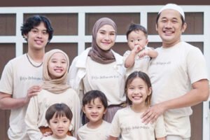 Zaskia-Adya-Mecca-Sukses-Bangun-Bisnis-Lewat-E-Commerce