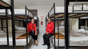 gibran-ungkapkan-keseruannya-tidur-di-bangsal-ke-hasto-4oiNACSo3S