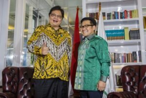 ketua-umum-pkb-partai-kebangkitan-bangsa-muhaimin-iskandar-kanan-_180704183540-696