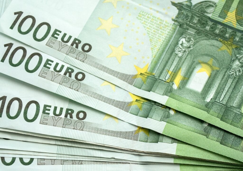 money-2665824_1280