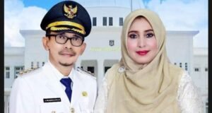 Istri-Wali-Kota-Bima-H-Muhammad-Lutfi-Eliya
