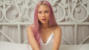 nadin-amizah-aka-cakecaine