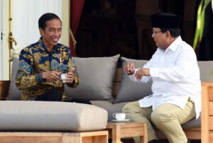 Jokowi-Ngopi-dengan-Prabowo