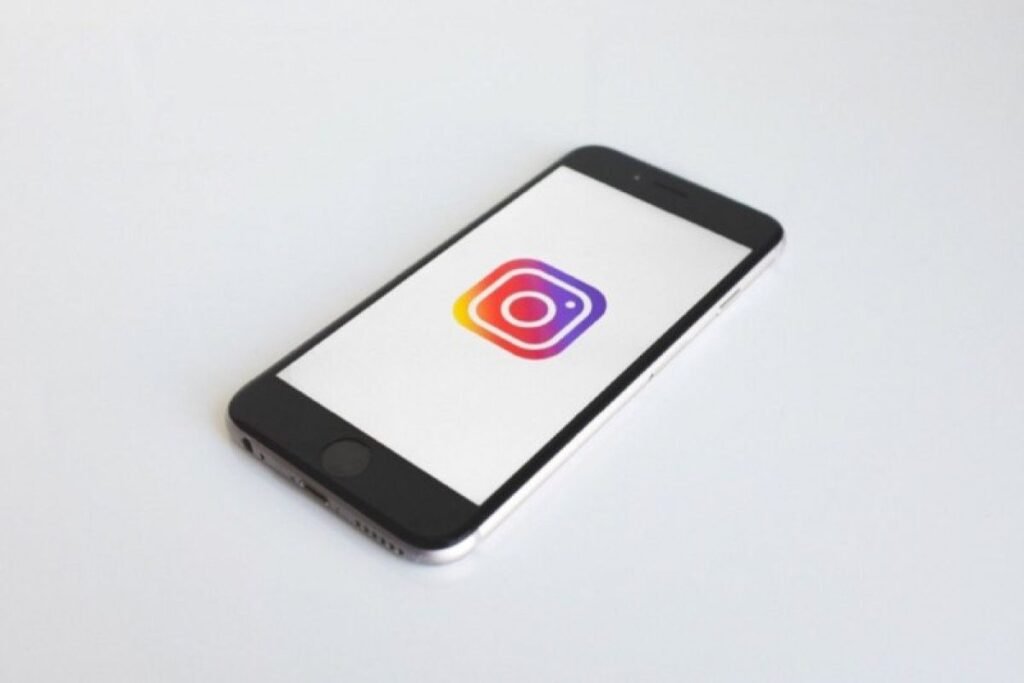 instagram-ilustrasi