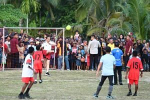 jokowi-main-bola