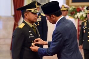 jokowilantik-panglima