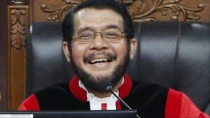ketua-mahmakah-konstitusi-mk-anwar-usman_1265_711