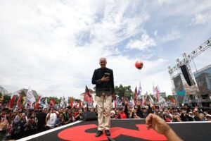 ganjar-hajatan-rakyat-solo-rri