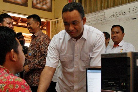 anies-tinjau-setkab