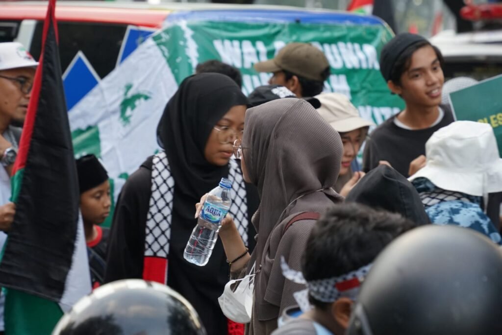 demo-palestina-aqua