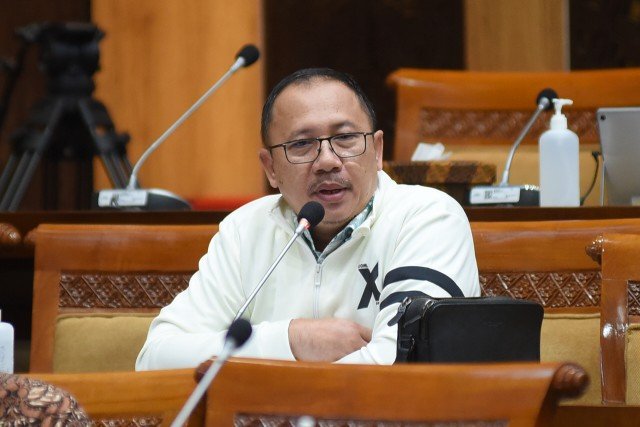 Muhamad-Nur-Purnamasidi