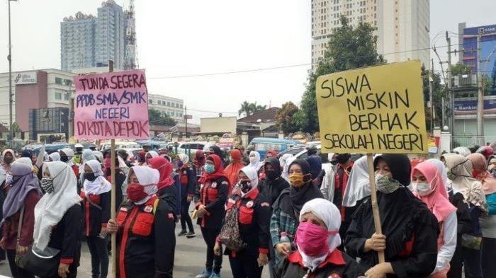 dewan-kesehatan-rakyat-kota-depok-unjuk-rasa