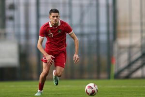 Persatuan Sepak Bola Seluruh Indonesia (PSSI) menyayangkan serangan negatif yang ditujukan kepada pemain Timnas Indonesia Justin Hubner.