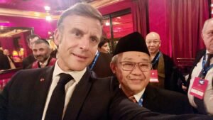 macron-muti