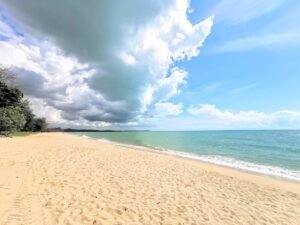 pantai-indonesia