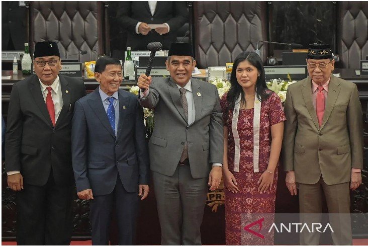 FOTO-ANGGOTA-MPR-RI