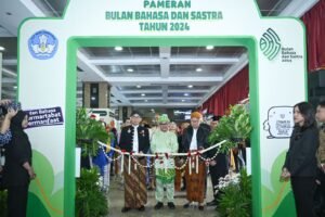 abdul-muti-pameran-bahasa