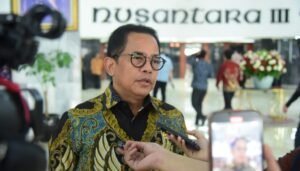 sekjen-dpr-indra