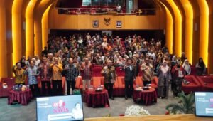 100-tahun-aa-navis
