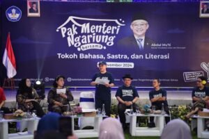 Menteri-Ngariung-dengan-Tokoh-Bahasa-Sastra-dan-Literasi