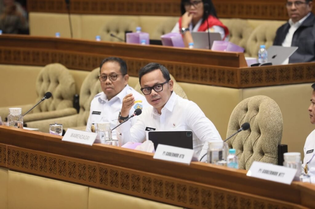 wamendagri-bima-rapat-dpr