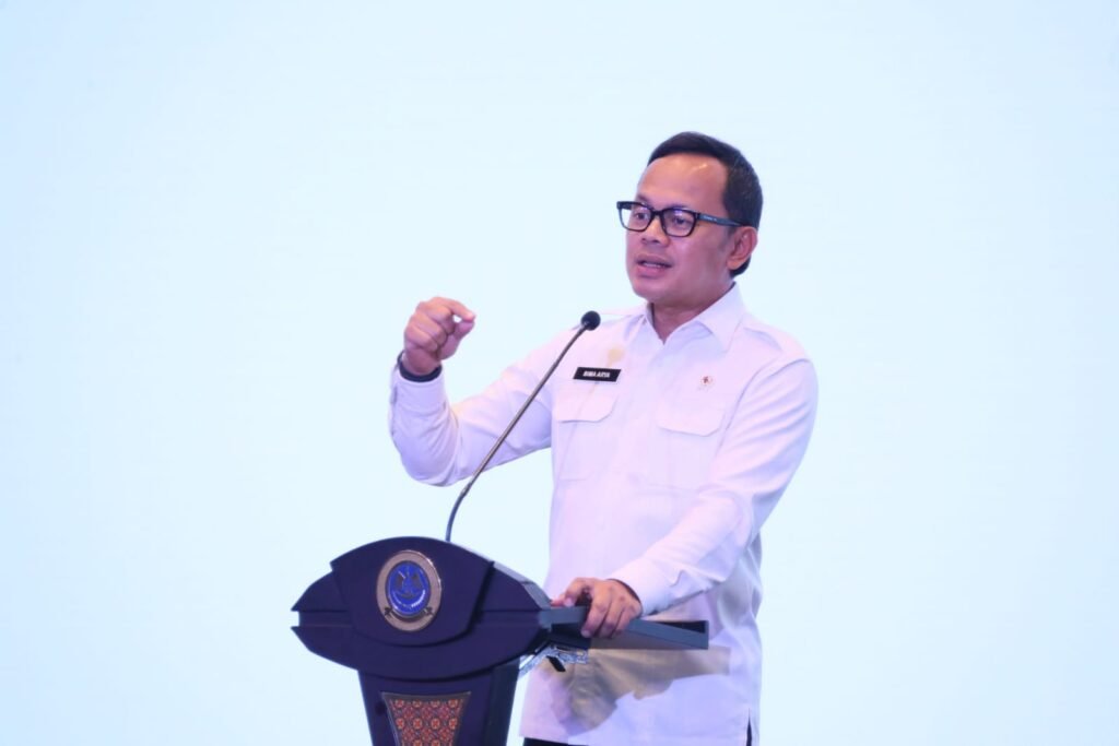 wamendagri-kemeja-putih