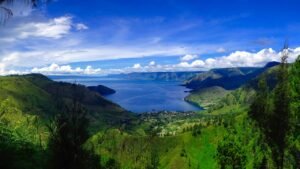 lake-toba-1894746_1280