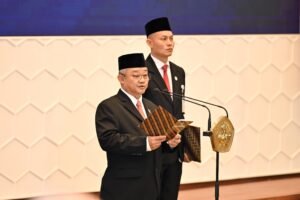 mendikdasmen-pidato-baca-teks