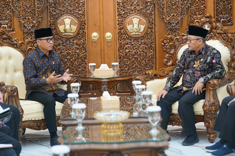 menteri-pdt-dan-mendikdasmen