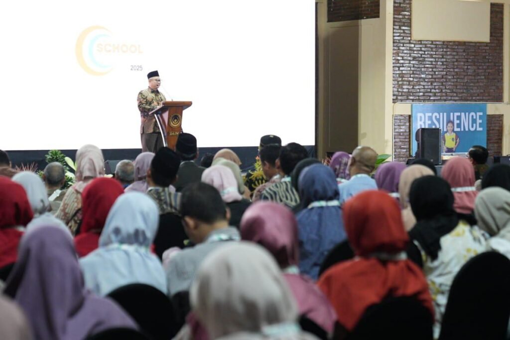 mendikdasmen-muti-surabaya-school