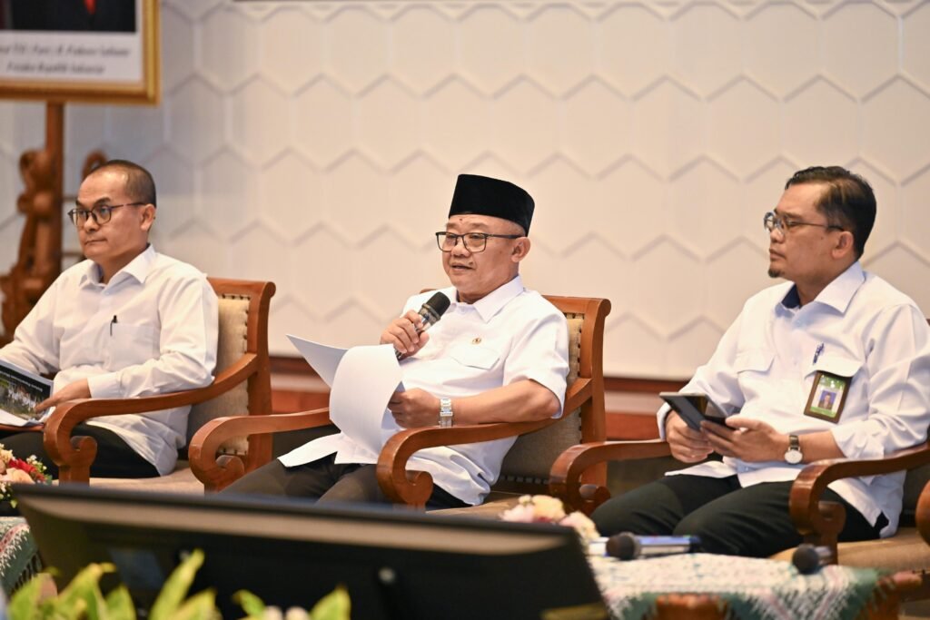 duduk-ngomong-muti