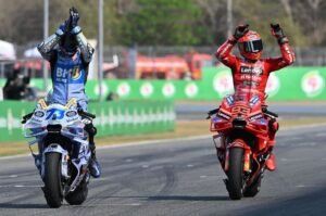 marquez-bersaudara-podium