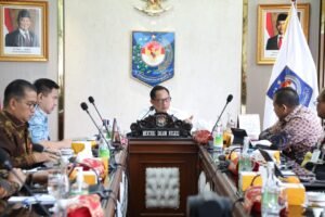 rapat-kecil-mendagri