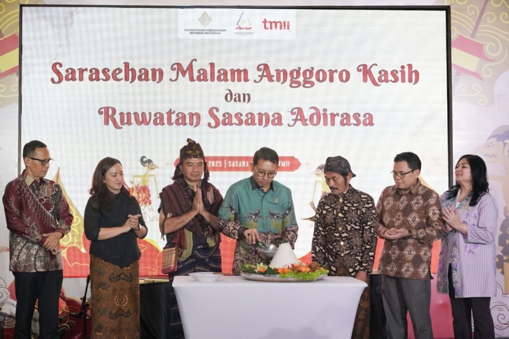 ruwatan-sasana-adirasa-tmii
