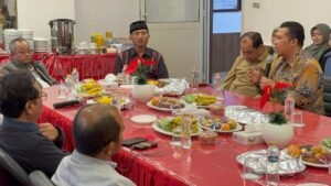 menteri-muti-duduk-sic