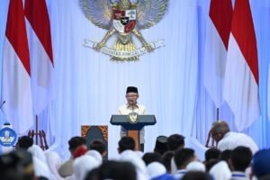 mendikdasmen-muti-podium-merah-putih-garuda