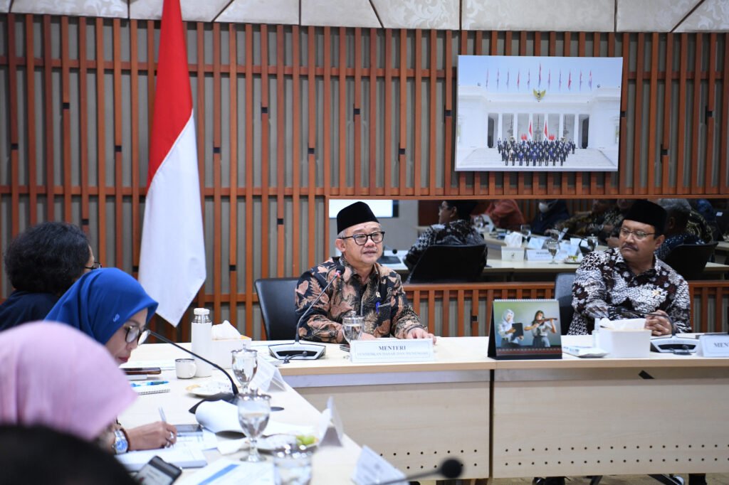 mendikdasmen-sekolah-rakyat