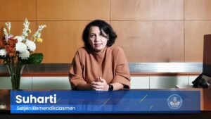 sekjen-kemendikdasmen-suharti