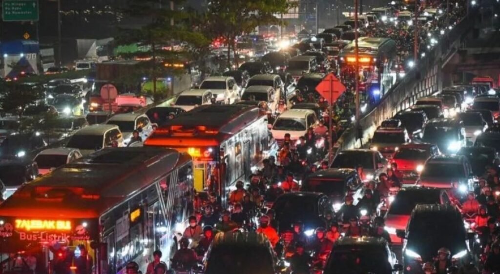 jakarta-padat