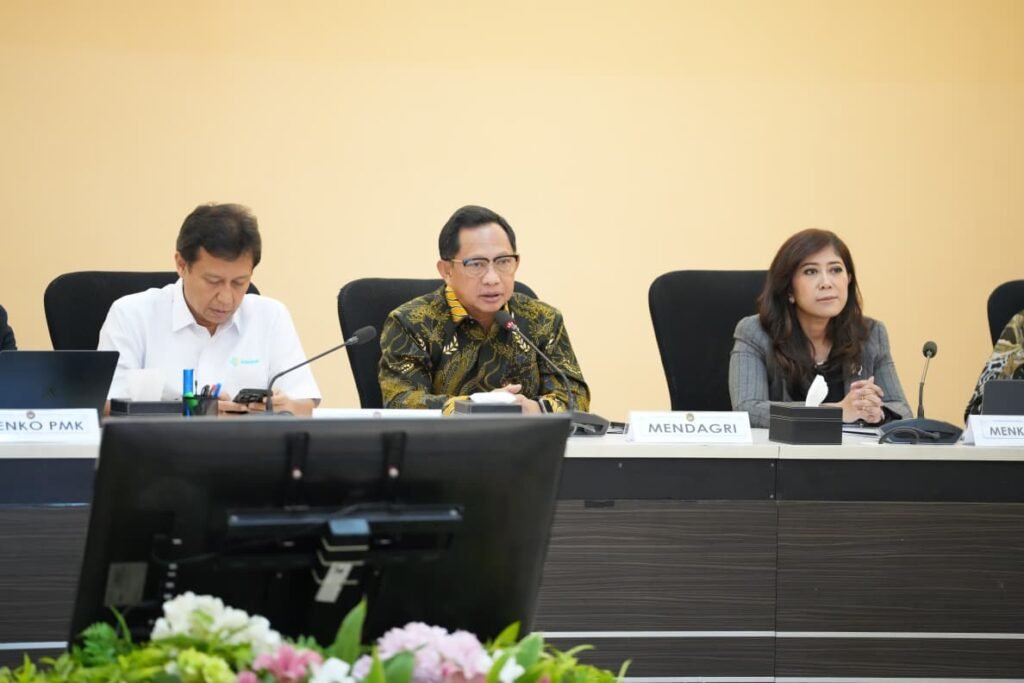 mendagri-dan-sejumlah-menteri
