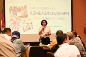 sesjen-kemendikdasmen-media-massa